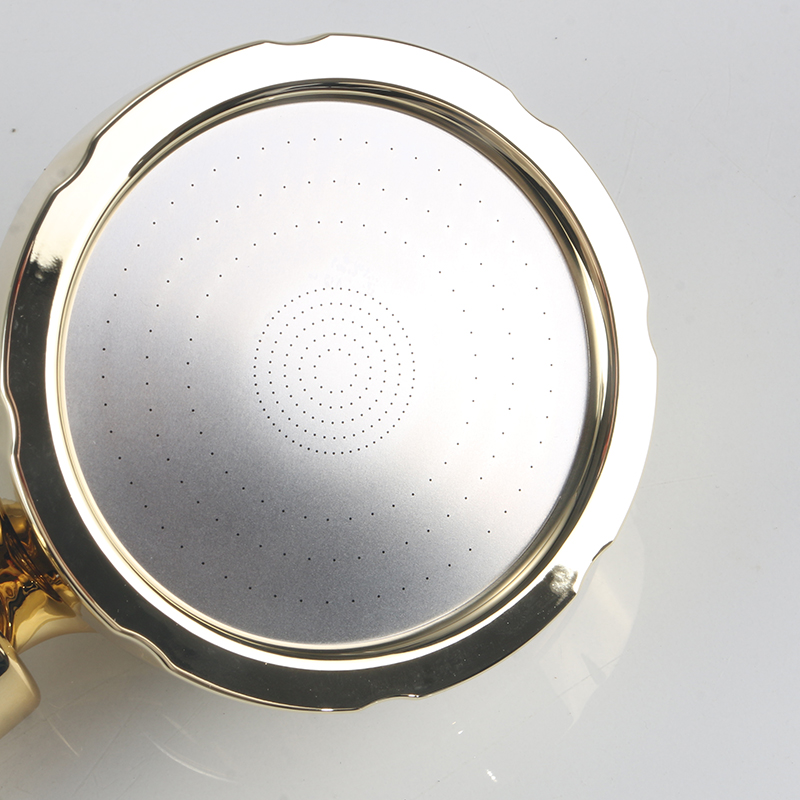 Cabezal de ducha japonés dorado